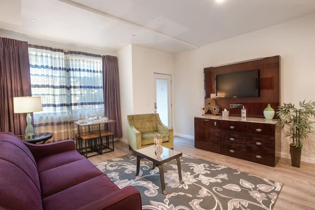 1-Bedroom With Cali King Size Bed In ซานดิเอโก ภายนอก รูปภาพ
